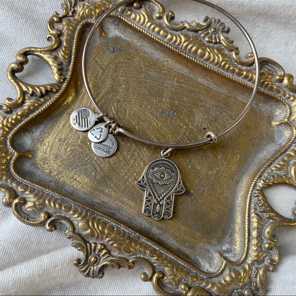 Hand of Fatima Charm Bangle - Picture 2 of 4